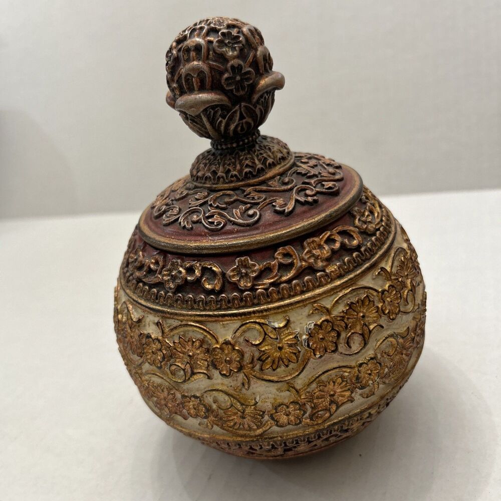 Vintage Decorative Round Jar With Lid